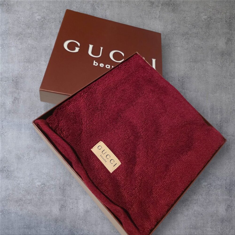 GUCCI Beauty Burgundy Face Towel 15" x 15" – NEW in Box – GWP Exclusive